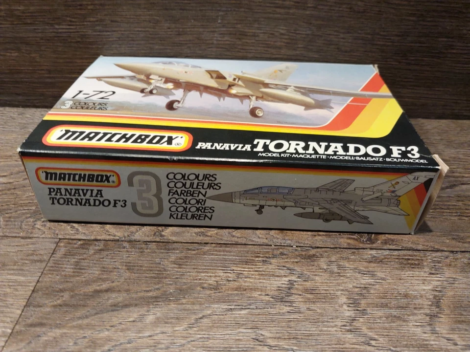 1987 Matchbox PK-130 Panavia Tornado F3 - 1/72 Scale kit, New Open Box - Image 4 of 4