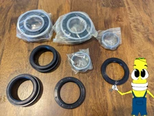 Rear Wheel Bearings & Seals Set for 1995-1999 Toyota Tacoma Non ABS