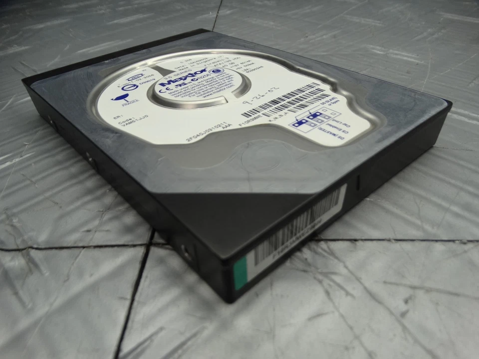 Maxtor Fireball 3 40GB Hard Drive IDE ATA 133 HD 301525101 - Image 4 of 4