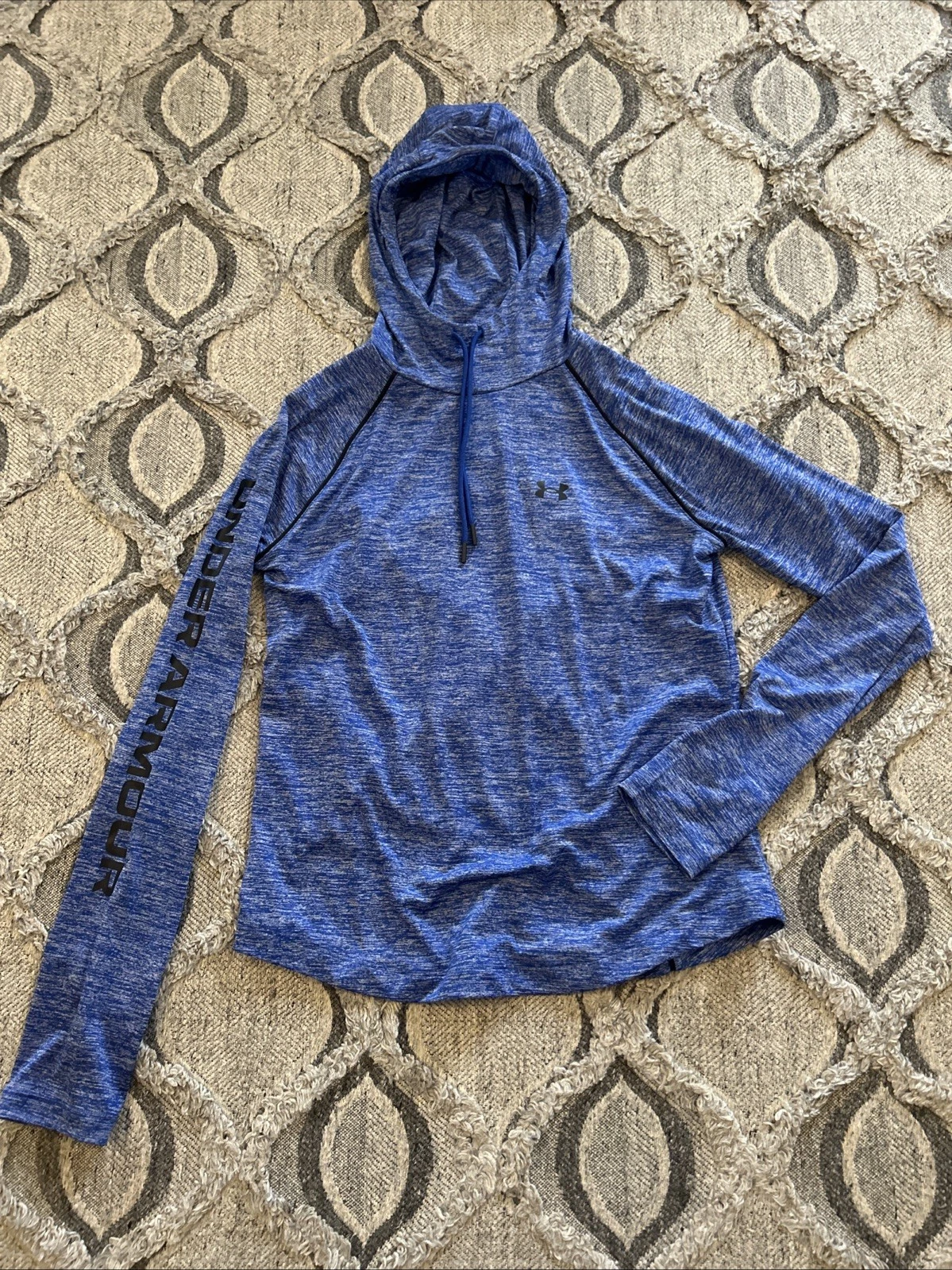 Under Armour Hoodie Blue Loose Performance Thin Pullover Women’s Size Medium