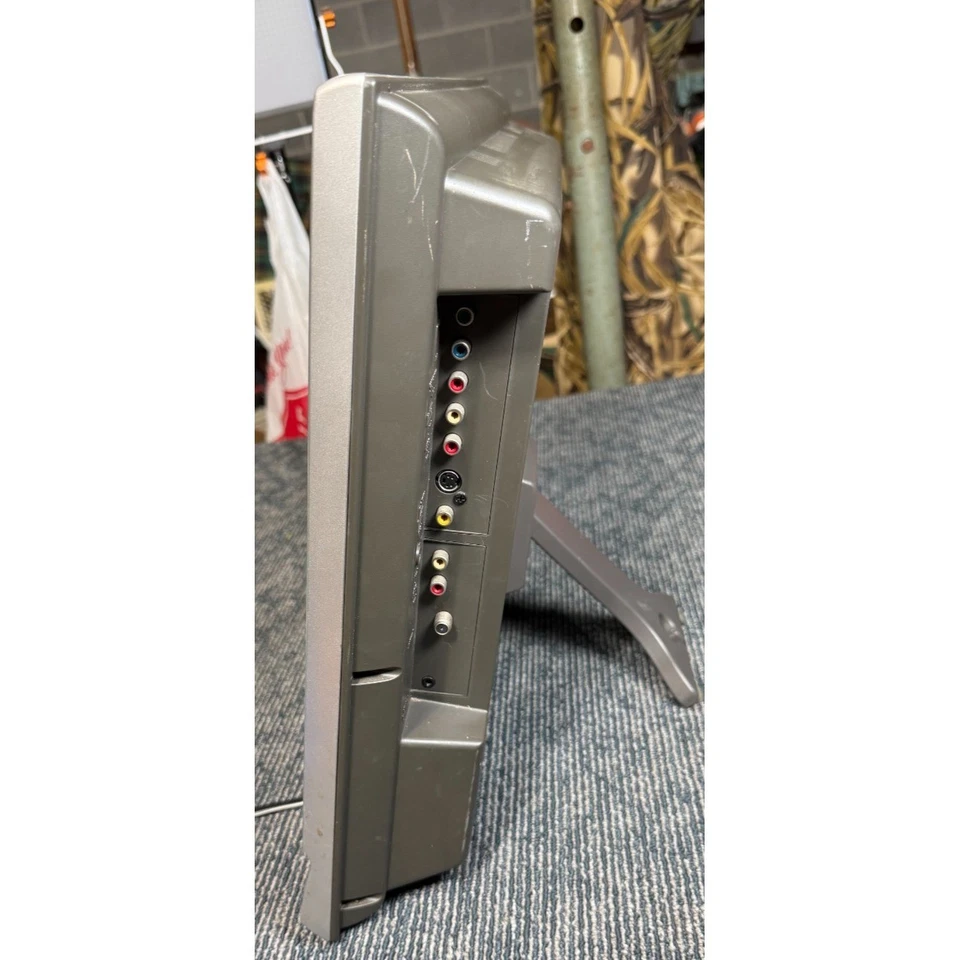 Sharp Liquid Crystal Gaming Tv LC-20SH1U Tested No remote - Image 4 of 4