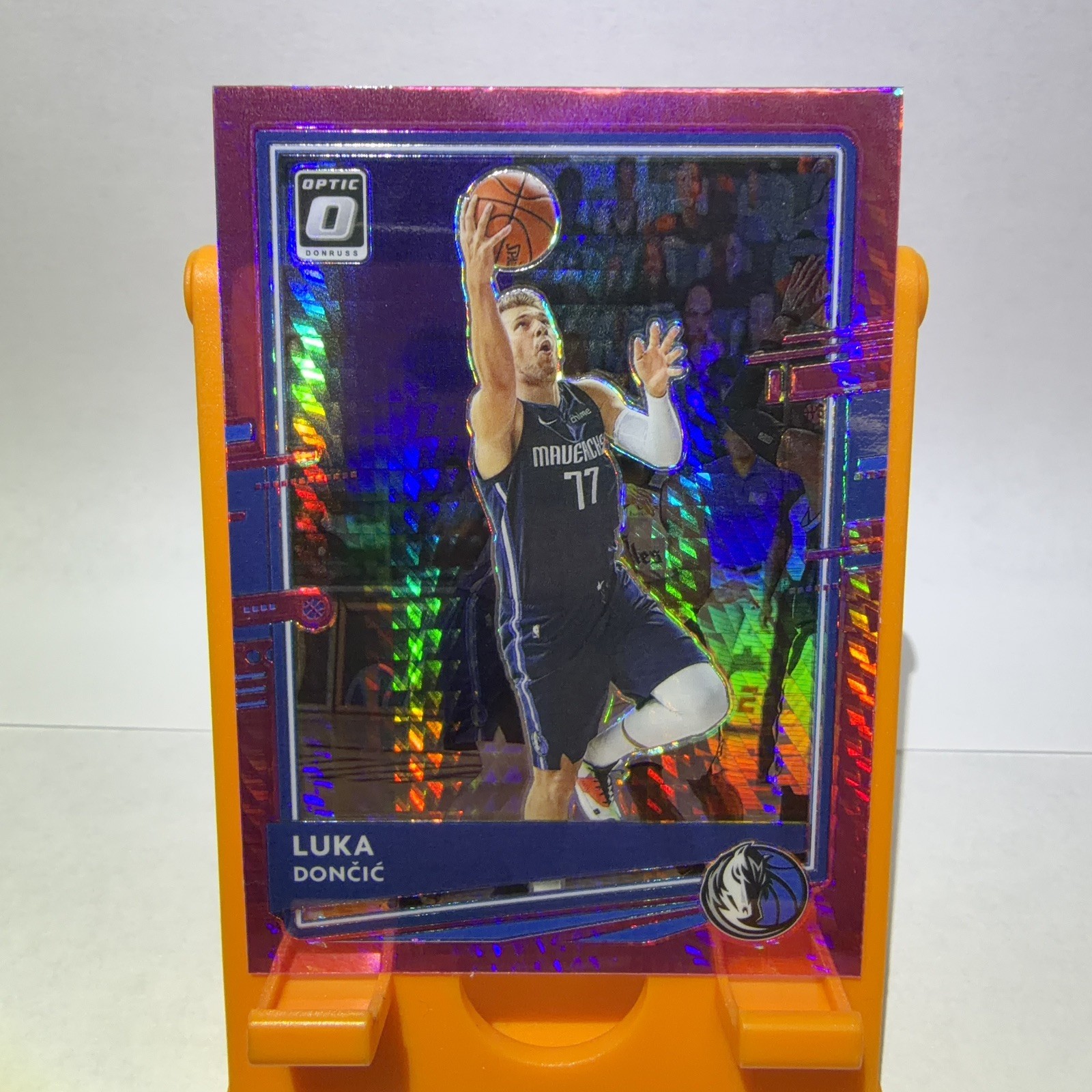 2020-21 Donruss Optic Luka Doncic Pink Hyper Prizm #86 Mavericks