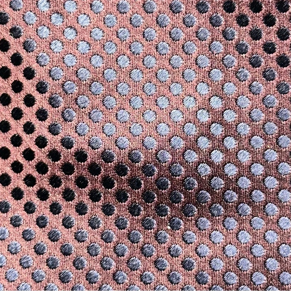 Kiton 深紫色 Iridescent Raised Dots 真丝领带 — 第 4/4 张图片