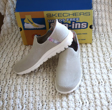  SKECHERS WOMENS SLIP INS GO WALK KRYSTINA TRAVEL WASHABLE SHOES TAUPE 8 1/2 M