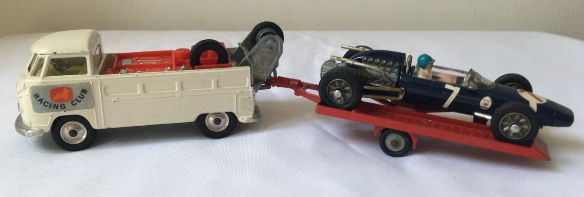 Corgi Gift Set 6 - VW Breakdown Truck & Cooper Maserati F1