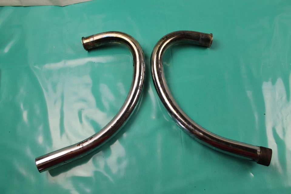 Honda CB175 1973 Super Sport cabezal y silenciadores escape Foto 2 de 4