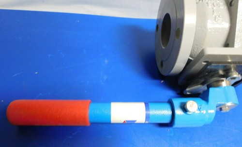 AMERICAN VALVE 2 1/2 " DUCTILE IRON FLANGED BALL VALVE 4000 - Picture 6 of 12
