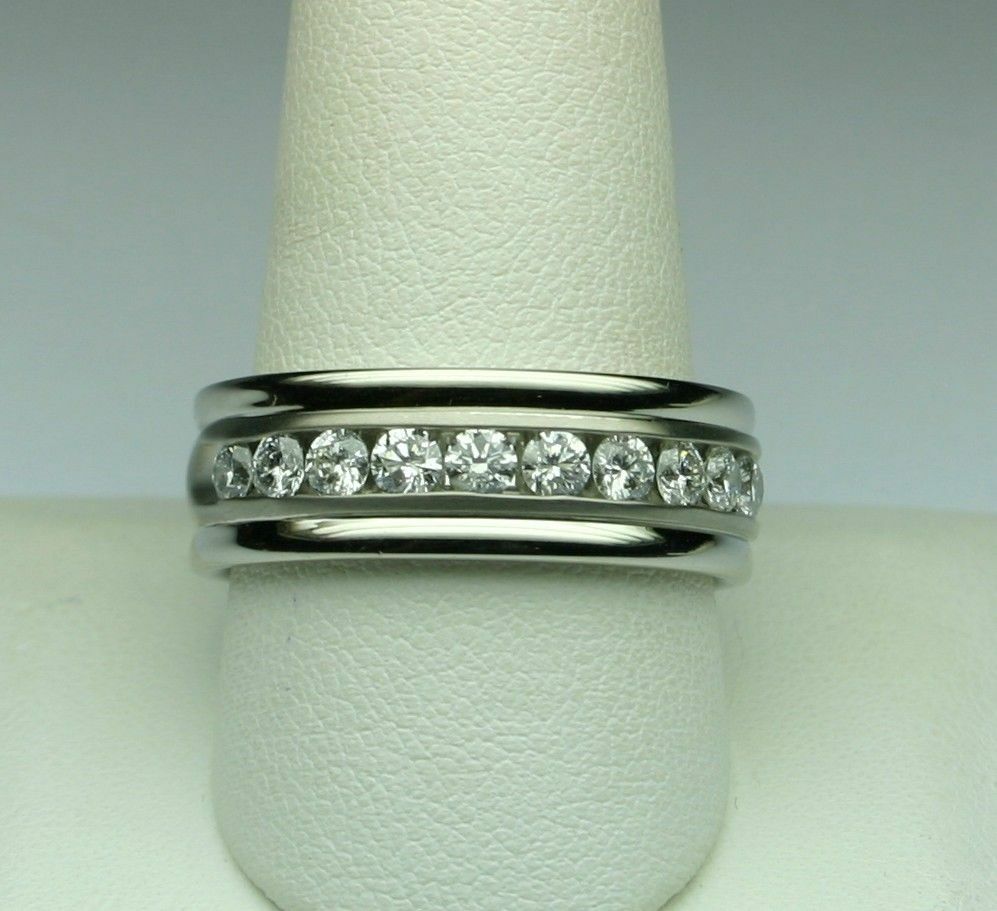 MEN'S BAND 1.00CT ROUND DIAMOND 14K WHITE GOLD MEN'S BAND 1.00CT ROUND DIAMOND 14K WHITE GOLD