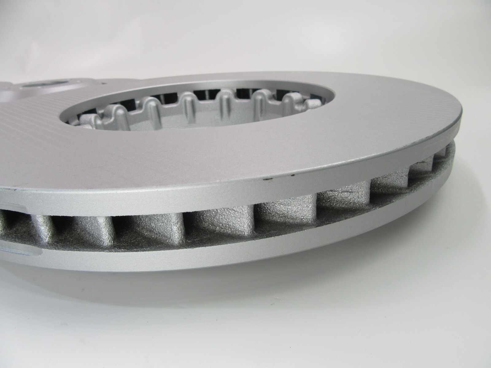 Bentley Bentayga front rear brake pads and rotors