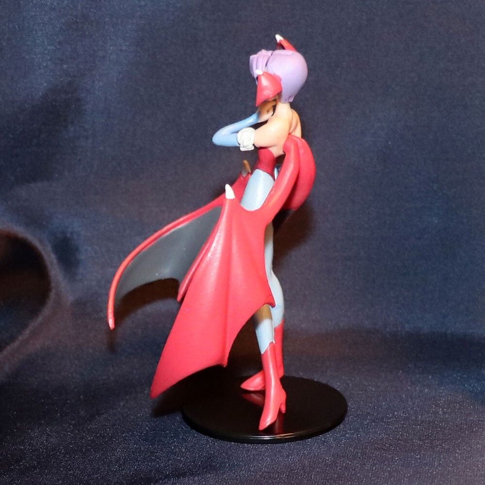 YUJIN CAPCOM SR Real Figure Vampire Savior Darkstalkers Lilith Red