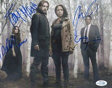 Tom Mison Beharie Jones Winter Sleepy Hollow Autographed Signed 8x10 Photo ACOA