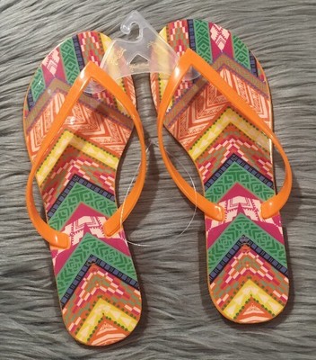 cabana hut flip flops
