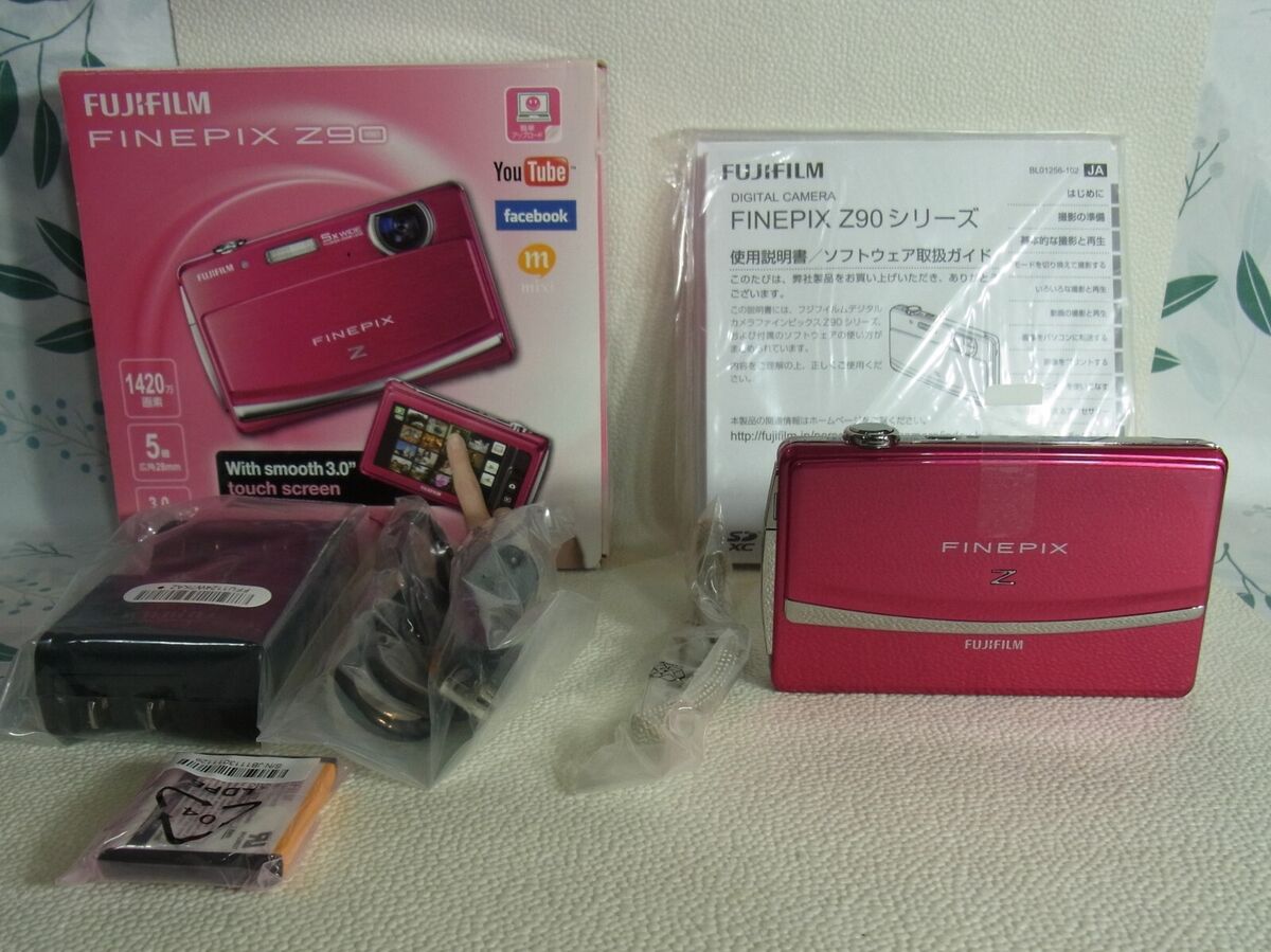 FUJIFILM Finepix Z90,Pink,5x,3in,14.2MP,f/3.9,New, unused FUJIFILM Finepix Z90,Pink,5x,3in,14.2MP,f/3.9,New, unused