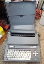 Smith Corona 5D Portable Personal Word Processor Typewriter Hard Cover