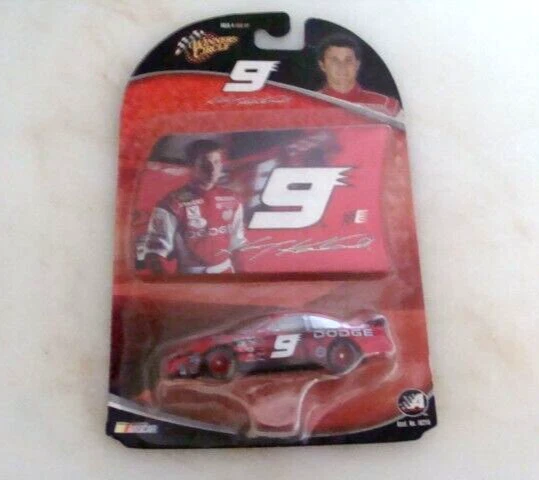 Coche diecast NASCAR Casey Kahne #9 Dodge 2004 Winner's Circle 1:64 Foto 3 de 4