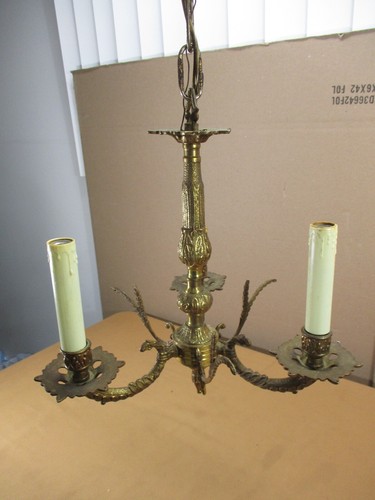 "Lampadario da appendere a tre bracci vintage ornato in ottone spagnolo con baldacchino 13" - Foto 9 di 21