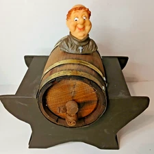 Vintage Monk Barrel Wine Dispenser Decanter Keg Tap Wooden Bar Decor Novelty