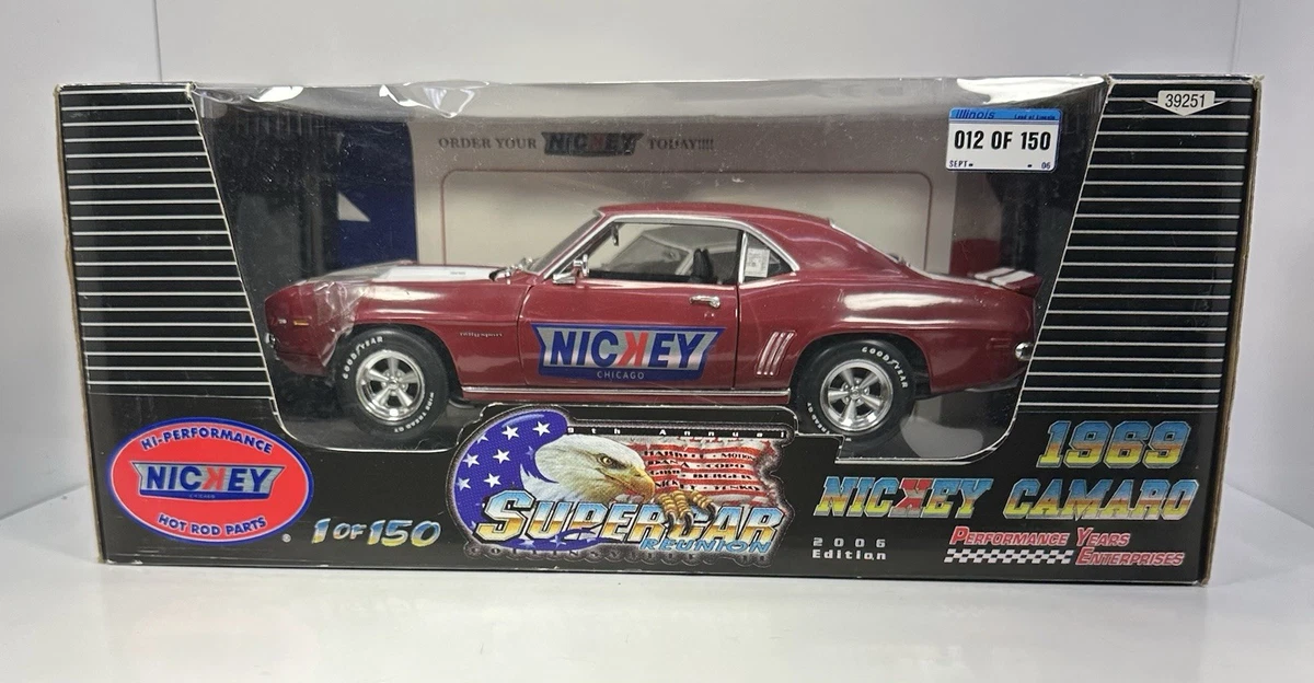 American Muscle 1/18 シボレー カマロ RS 1969 American Muscle 1969 Chevrolet Camaro SS396 1:18 Diecast Model Car
