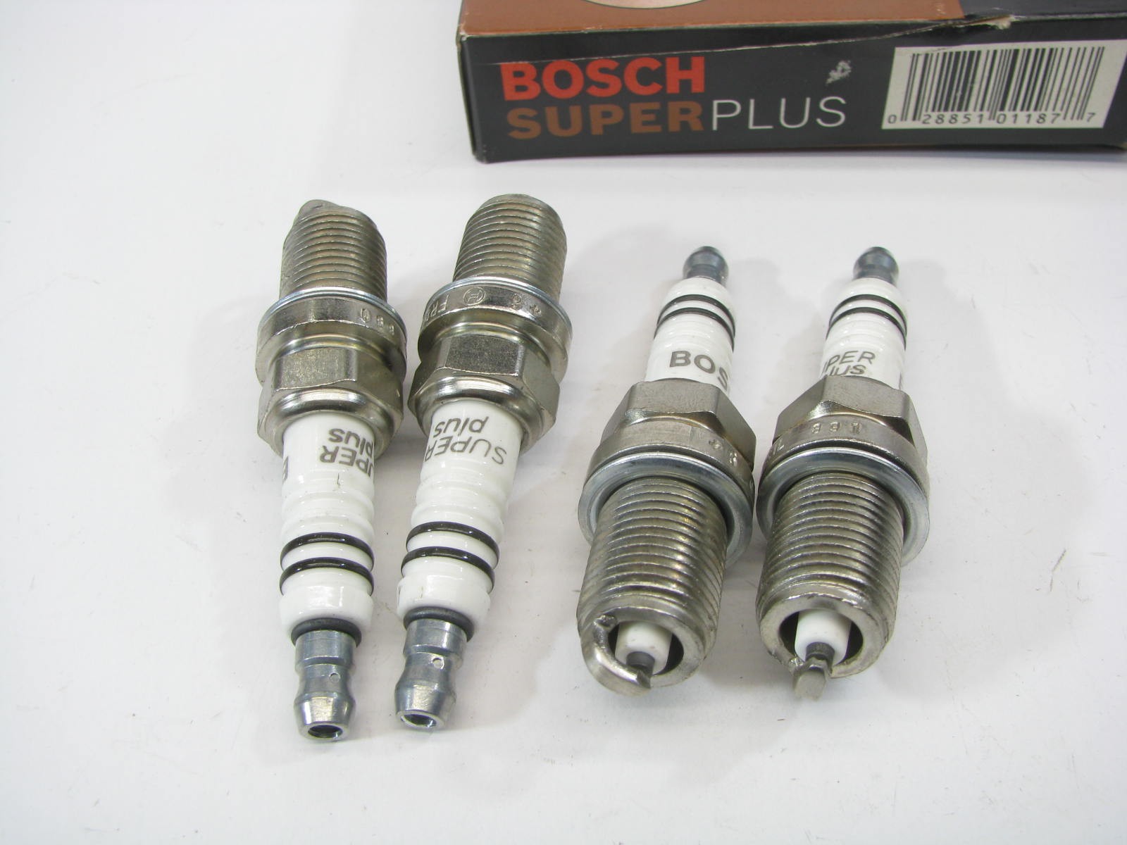 Bosch 7927 Super Ignition Spark Plugs - 0242-229-659-3UZ