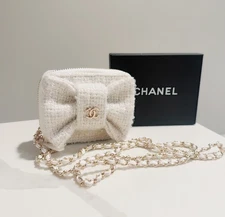 Chanel VIP White Tweed Bow Wallet
