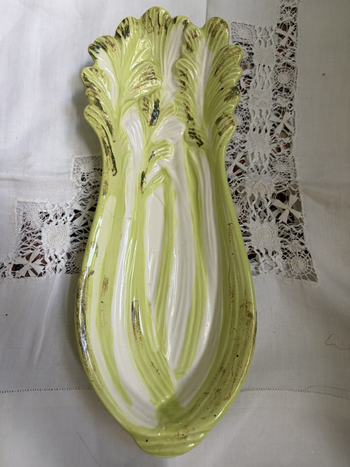 FT Leaf-Shaped Green White Ceramic Dish Glossy Pottery Impressed Backstamp