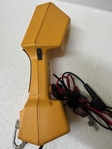 Fluke Networks TS22A Test Set w/ Angled Bed-of-Nails Clips