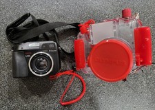 OLYMPUS CAMEDIA C-5060 With Underwater Case