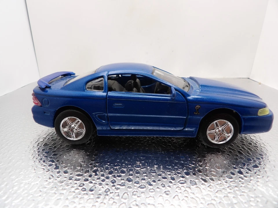 1994 FORD MUSTANG COBRA     NEW RAY   1:32 DIECAST  PULL BACK ACTION! - Image 2 of 4