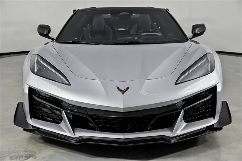 2026 Blade Silver Metallic Chevrolet Corvette   | C8 Corvette Photo 4