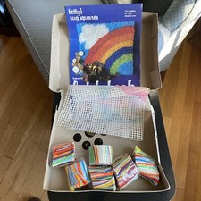 VTG 80s Rainbow Latch Hook Rug Kit 12  x12  Canvas Yarn Betty Wilkinson 714 READ