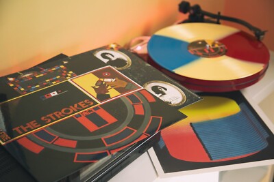 The Strokes – Room On Fire USオリジナル盤レコード The Strokes - Room On Fire - Blue Colored Vinyl - Amazon.com Music