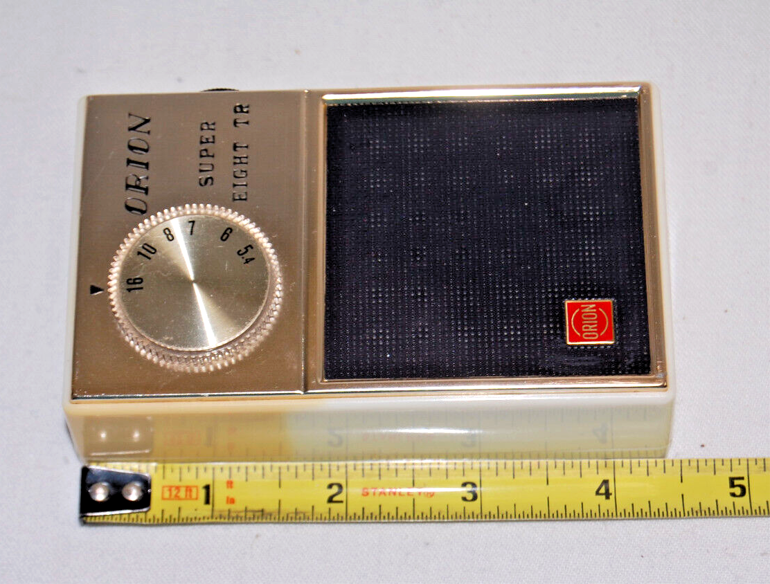 Orion Super Eight TR-8 Transistor Radio & Case Working Orion Super Eight TR-8 Transistor Radio & Case Working