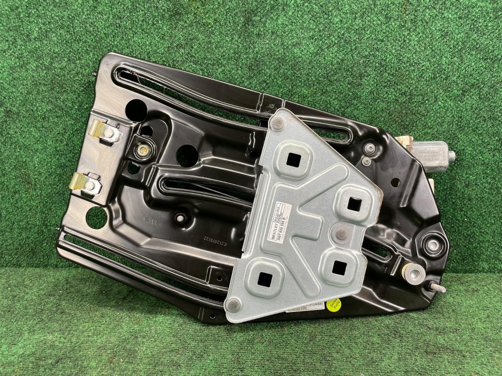 🛑 07-11 Bentley Continental GTC Rear Right Quarter Window Regulator Motor OEM