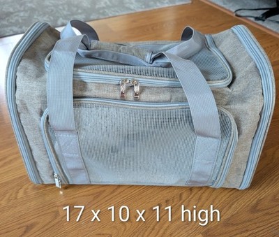 Pet carrier 17x10x 11 Dog, cat, rabbit. Travel Carrier.