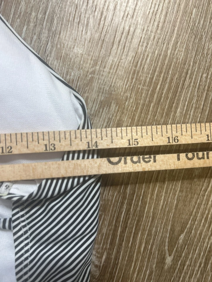 Traje de baño Becca para mujer grande negro blanco envolvente floral cuello en V Foto 4 de 4