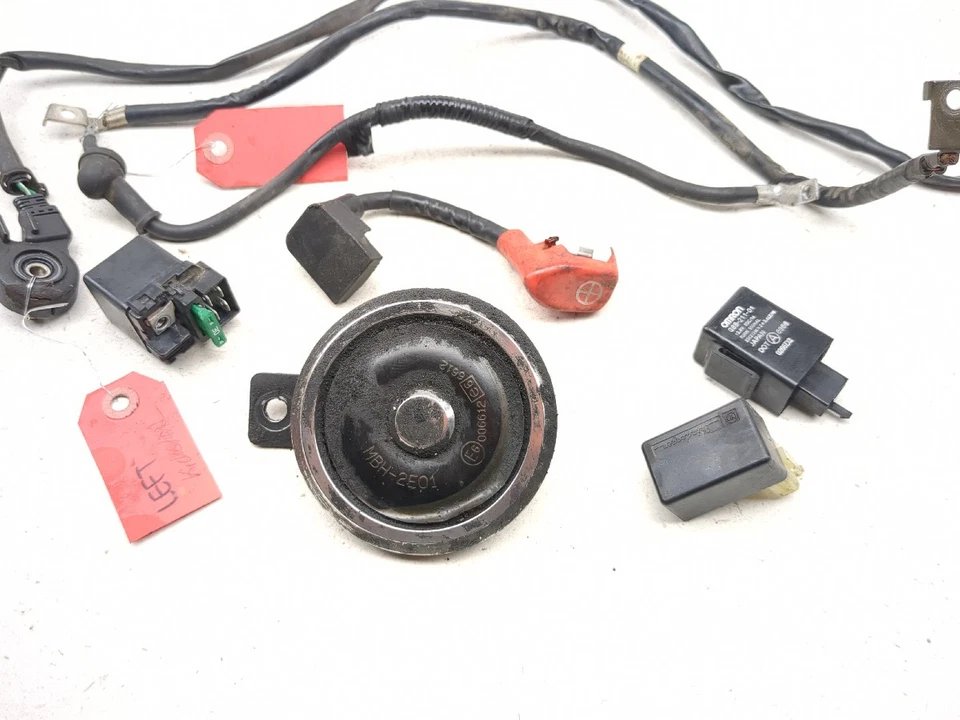 01-09 Honda VT750 Shadow Spirit Relay Set Horn Starter Kickstand Battery - Imagem 4 de 4