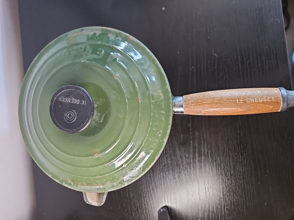 Vintage Le Creuset 18cm Saucepan with spout in Dark Green - Cast