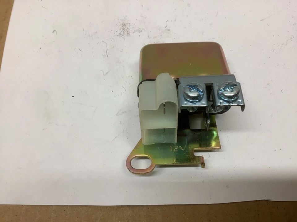 Relé de bocina Chevy Corvette Camaro Chevelle Impala Malibu 1957-1971 nuevo de stock Foto 3 de 3