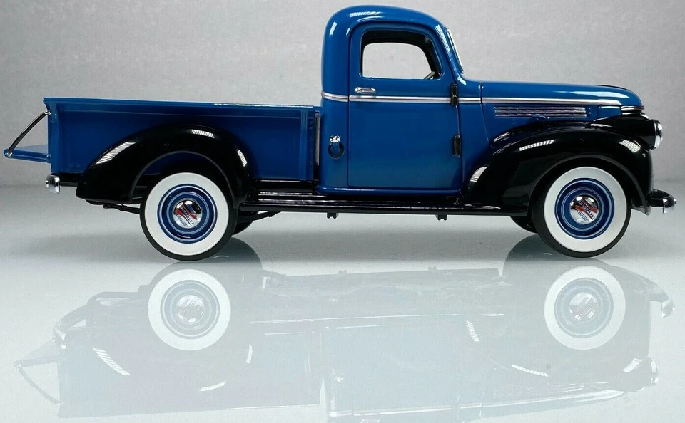 Chevrolet Chevy Pickup Truck1 24Wagon12Custom Built18Metal Body57Model55 1957 - Image 2 of 4