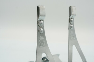 NOS ALE RAPID LARGE TOE CLIPS pédales vintage vieux années 70