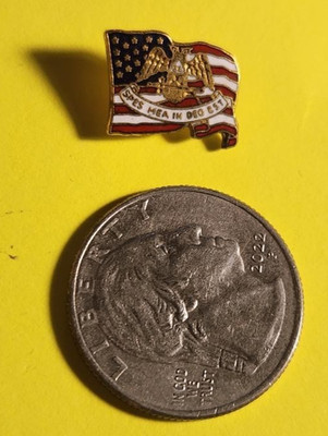 Masonic American Flag W/ Motto ''Spes Mea In Deo Est Lapel Pin