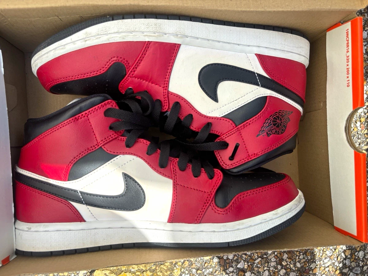 Jordan 1 Mid Chicago Black Toe 2020 for Sale | Authenticity