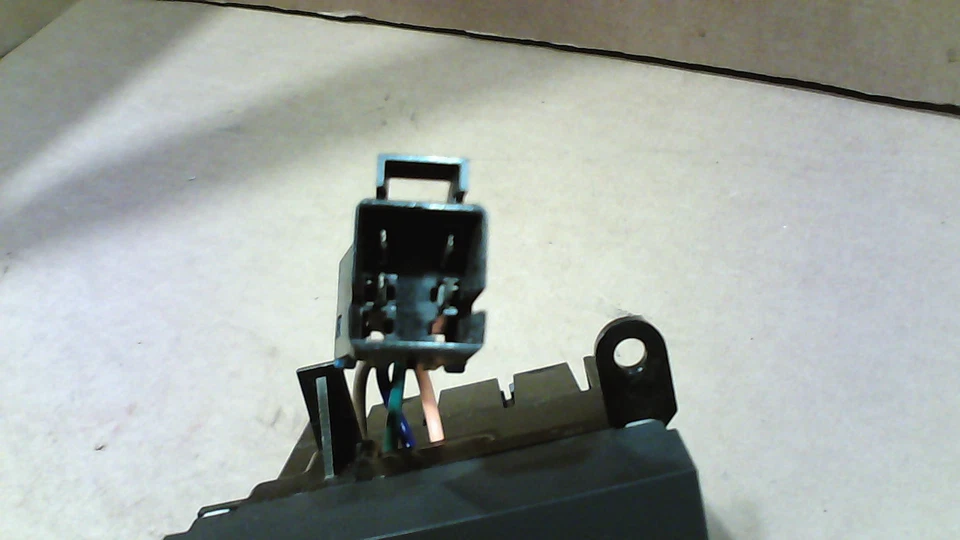 Chevrolet Lumina Oldsmobile Silhouette 1993 calefacción aire acondicionado temperatura control climático Foto 3 de 4