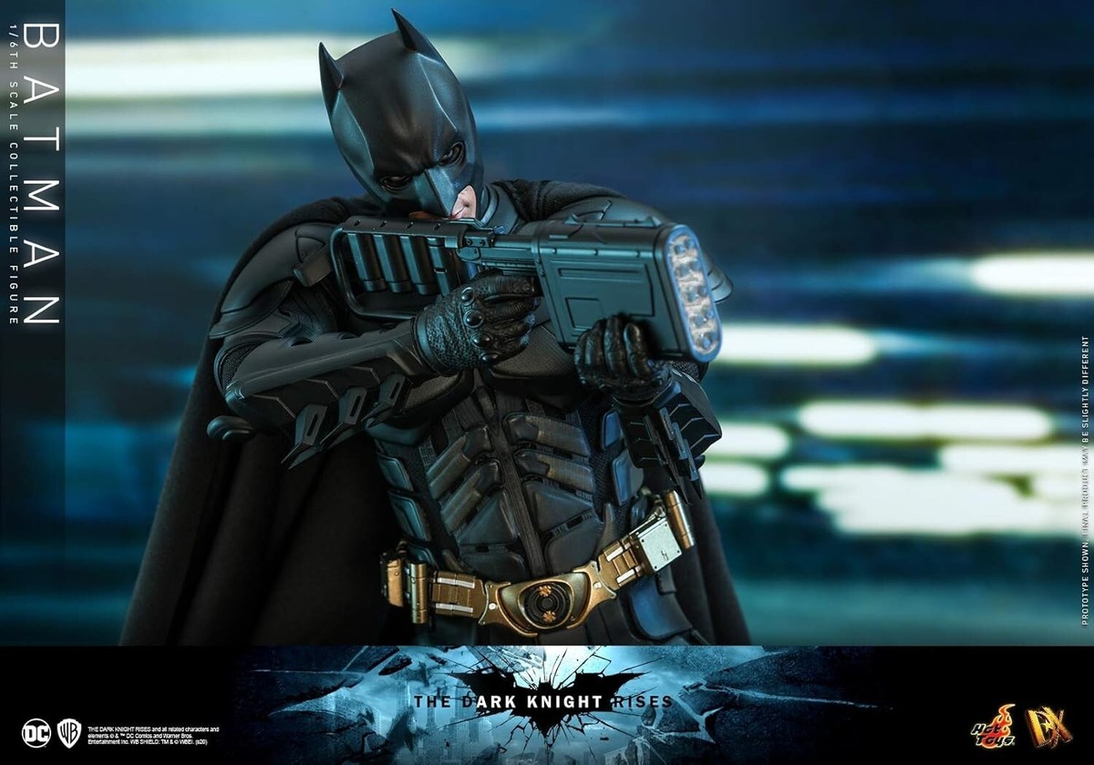 Movie Masterpiece DX 1/6 The Dark Knight Rising Batman Ver 2.0