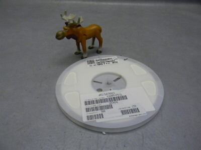 YAGEO RC0805FR-073K32L 3.32 kOhms 1/8W Chip Resistors Reel of 5000