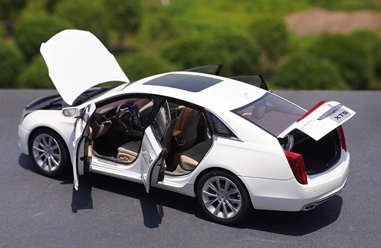 1/18 Dealer Edition alloy diecast car model Cadillac XTS