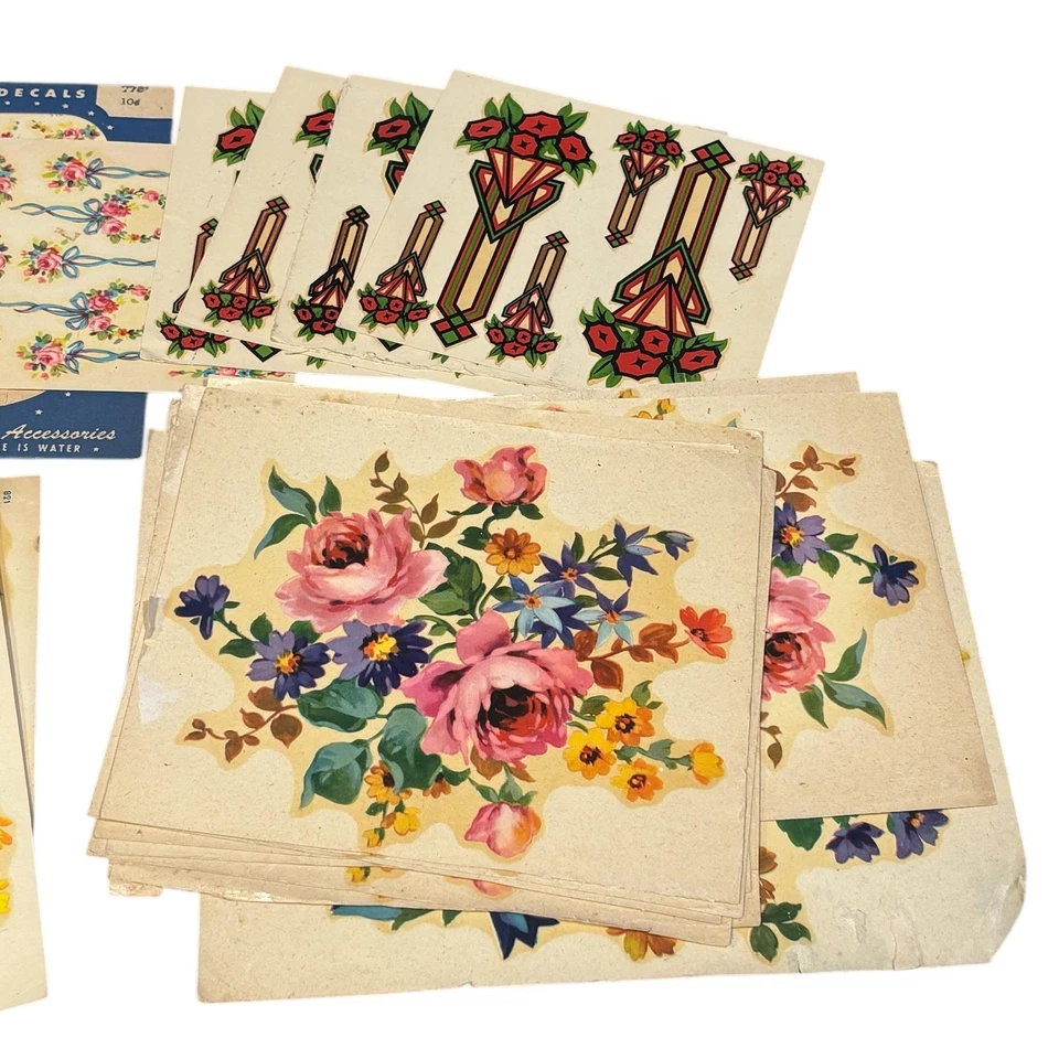 Lote de calcomanías florales vintage Meyercord tobogán acuático rosas pensamientos muebles de pared Foto 4 de 4