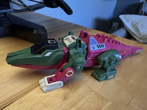 Vintage Transformers G1 SKULLCRUNCHER Headmaster 1987 Alligator Figure