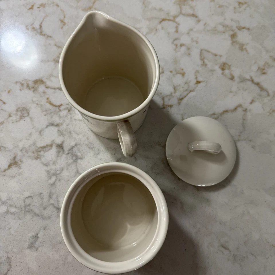 Crema y azucarero vintage Lenox Holiday Gatherings Holiday Berry con descuento Foto 3 de 4