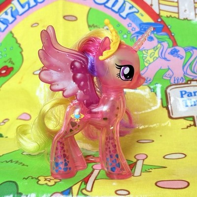 My Little Pony Princess Cadance Glitter Celebration Brushable Figur